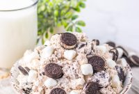 Creamy Oreo Fluff Dessert Recipe: No-Bake Oreo Delight