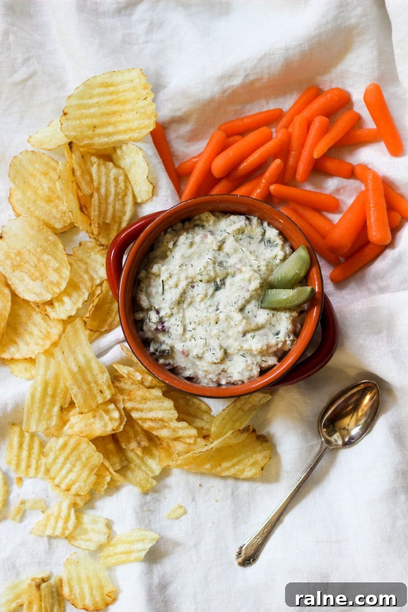 Paleo Dill Pickle Dip