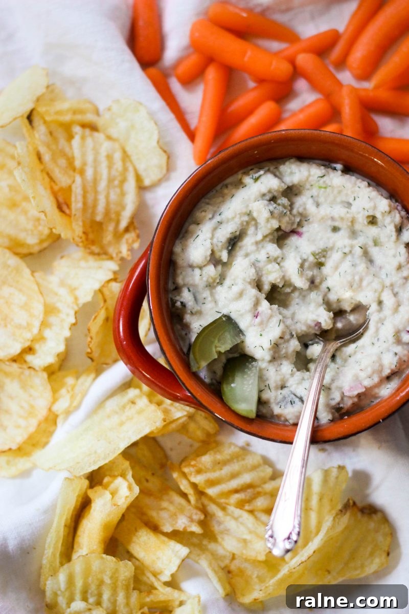 Paleo Dill Pickle Dip