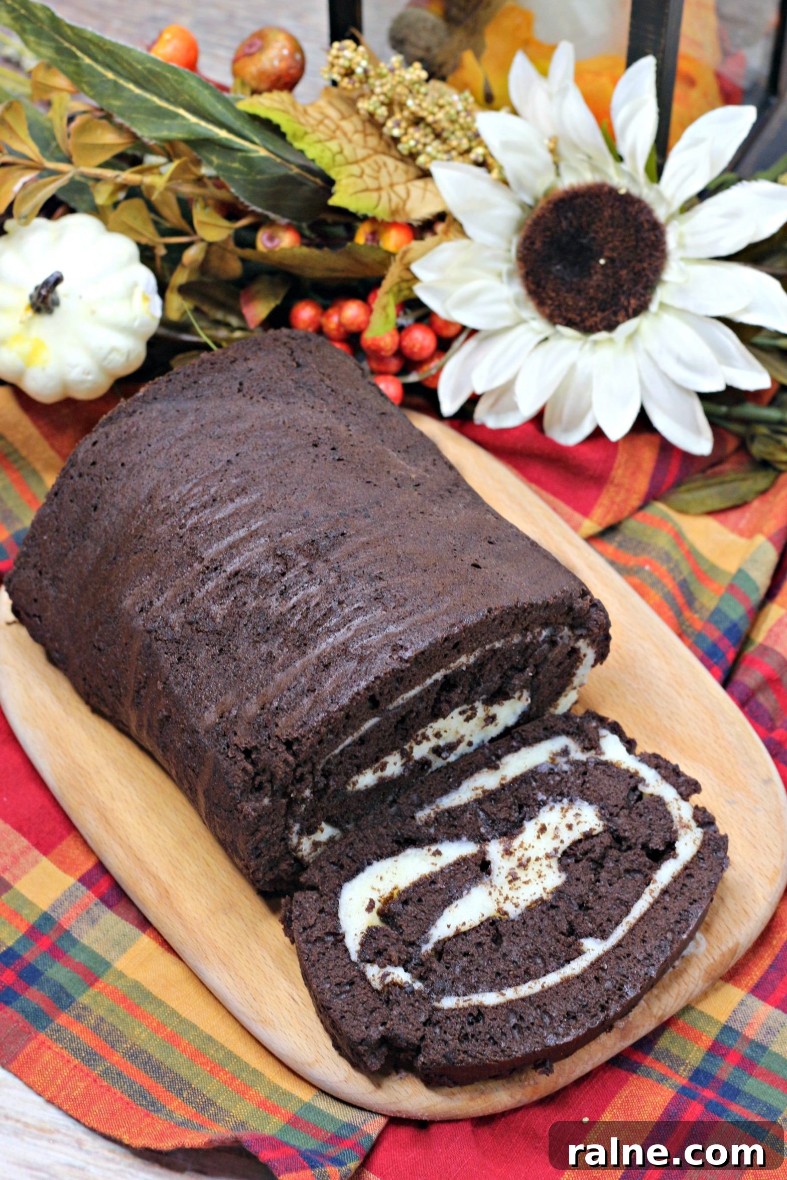 Chocolate Pumpkin Spice Roll Cake Recipe 4 img 137 3