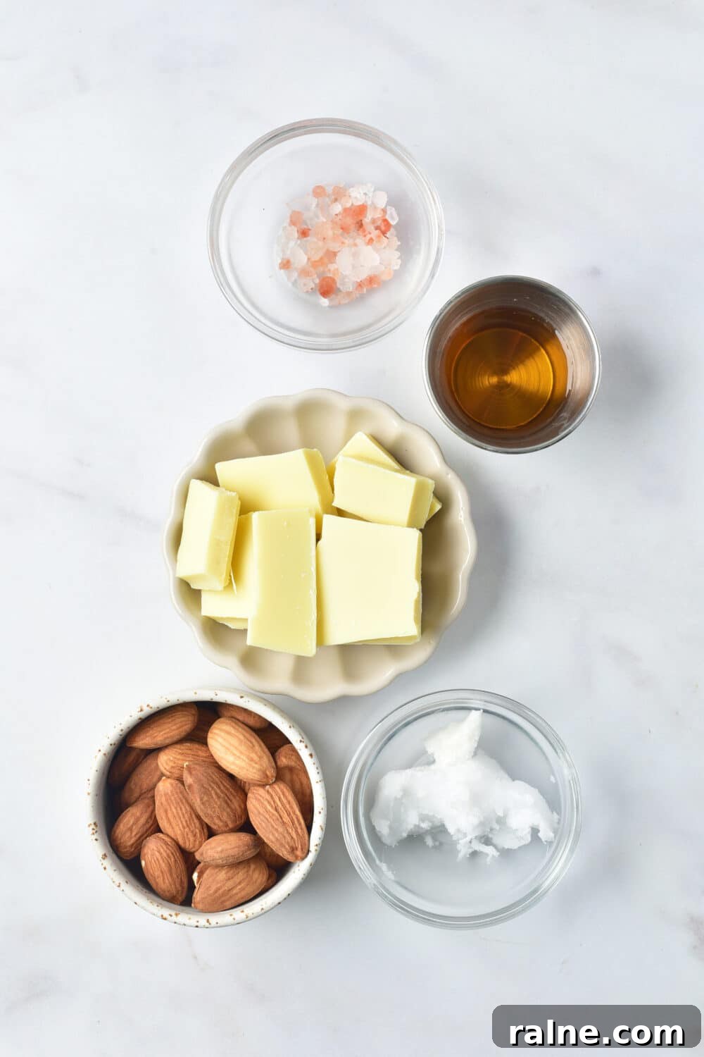 White Chocolate Almond Bark Recipe — Quick No-Bake Treat 3 ingredients for Keto White Chocolate Almond Bark
