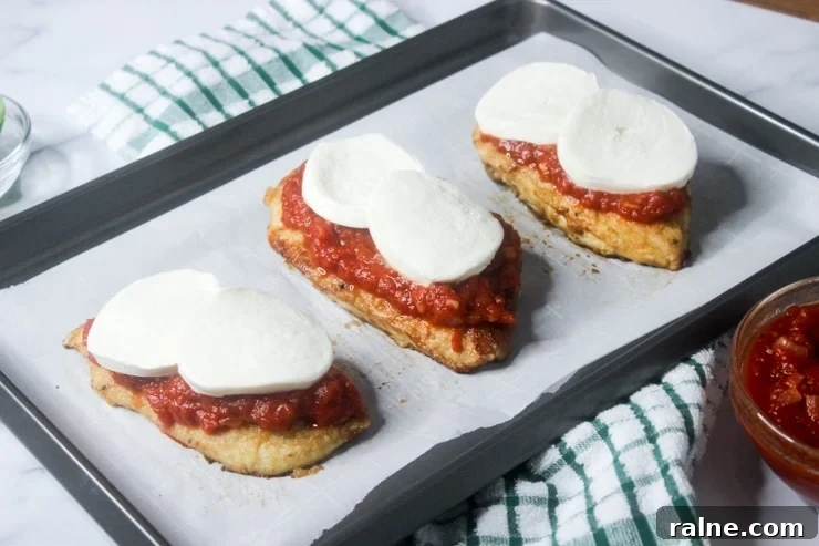 Crispy Italian-Style Chicken Breast with Fresh Tomato Sauce 12 img 208898 11