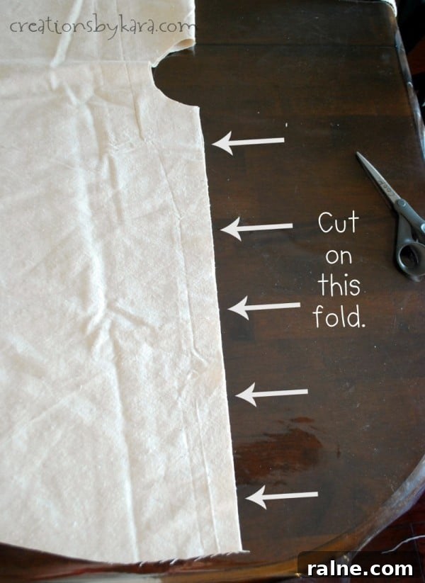 Make this shabby chic ruffle tree skirt in an afternoon!