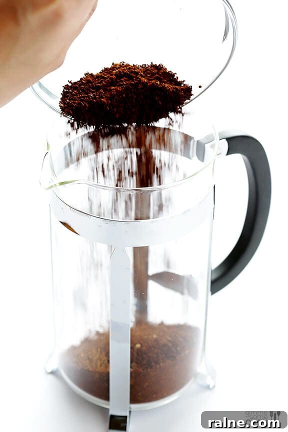 Coarse coffee grounds for French press