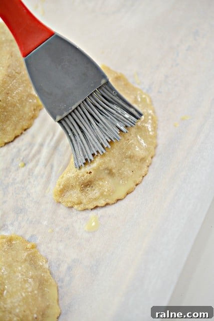egg wash on empanada