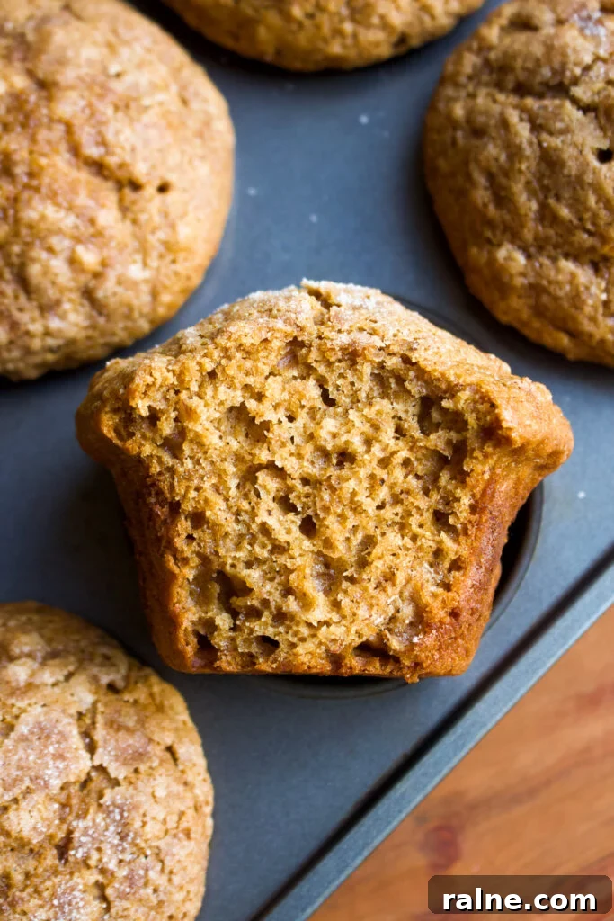 Gingerbread Banana Muffins with Warm Spices and Molasses 2 img 28945 1