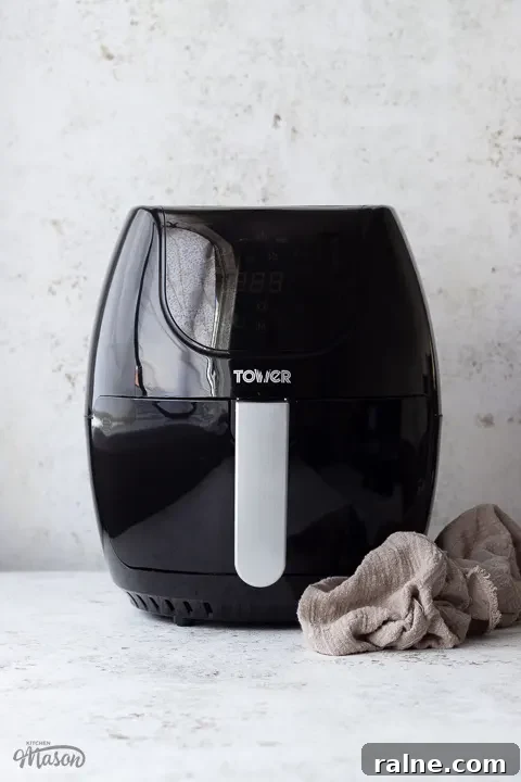 T17067 Tower Air Fryer Review: Real Results and Key Features 9 A tower air fryer with a linen napkin