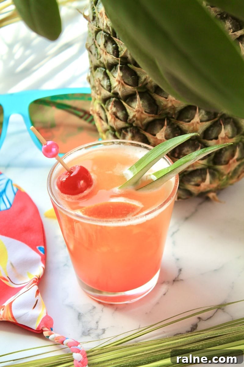 Pineapple Vodka Summer Cocktail: Tropical Fruity Drink Recipe 2 easy pink fruity martini