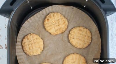 Crispy Air Fryer Peanut Butter Cookies: Quick Homemade Recipe 13 img 4998 12