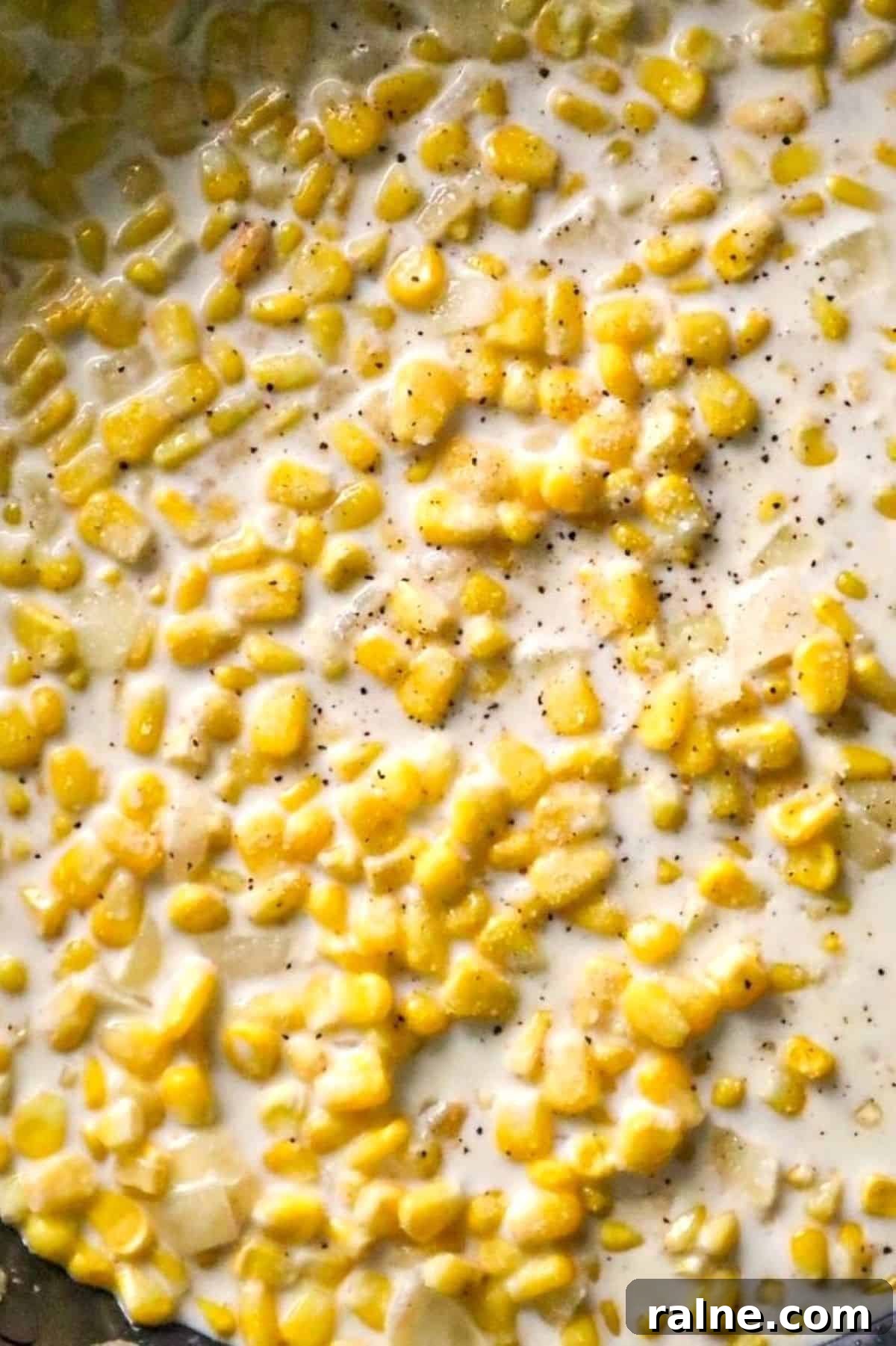 Southern-Style Creamed Corn Recipe: Creamy, Comforting Side Dish 4 corn and onions in cream