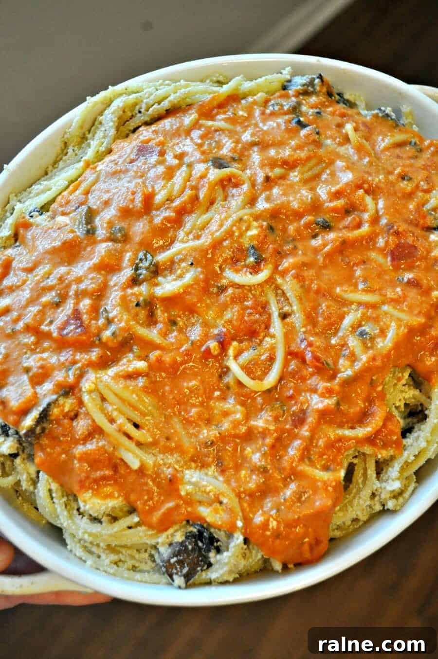 Vegan Baked Spaghetti Casserole with Creamy Tomato Sauce 5 img 6016 4