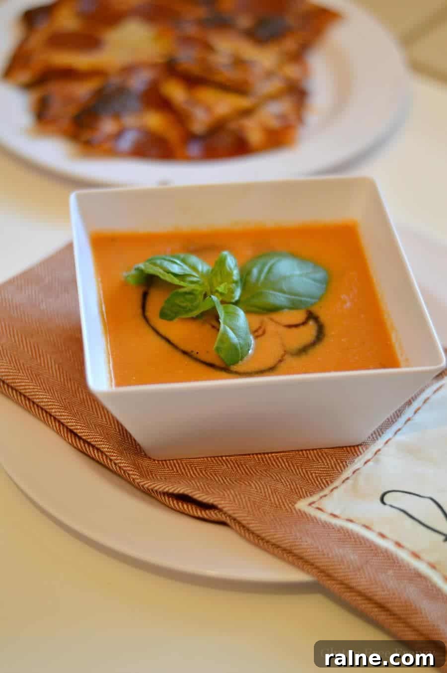 Creamy Dairy-Free Tomato Soup Recipe — Vegan & Comforting 5 Dairy Free Tomato Soup