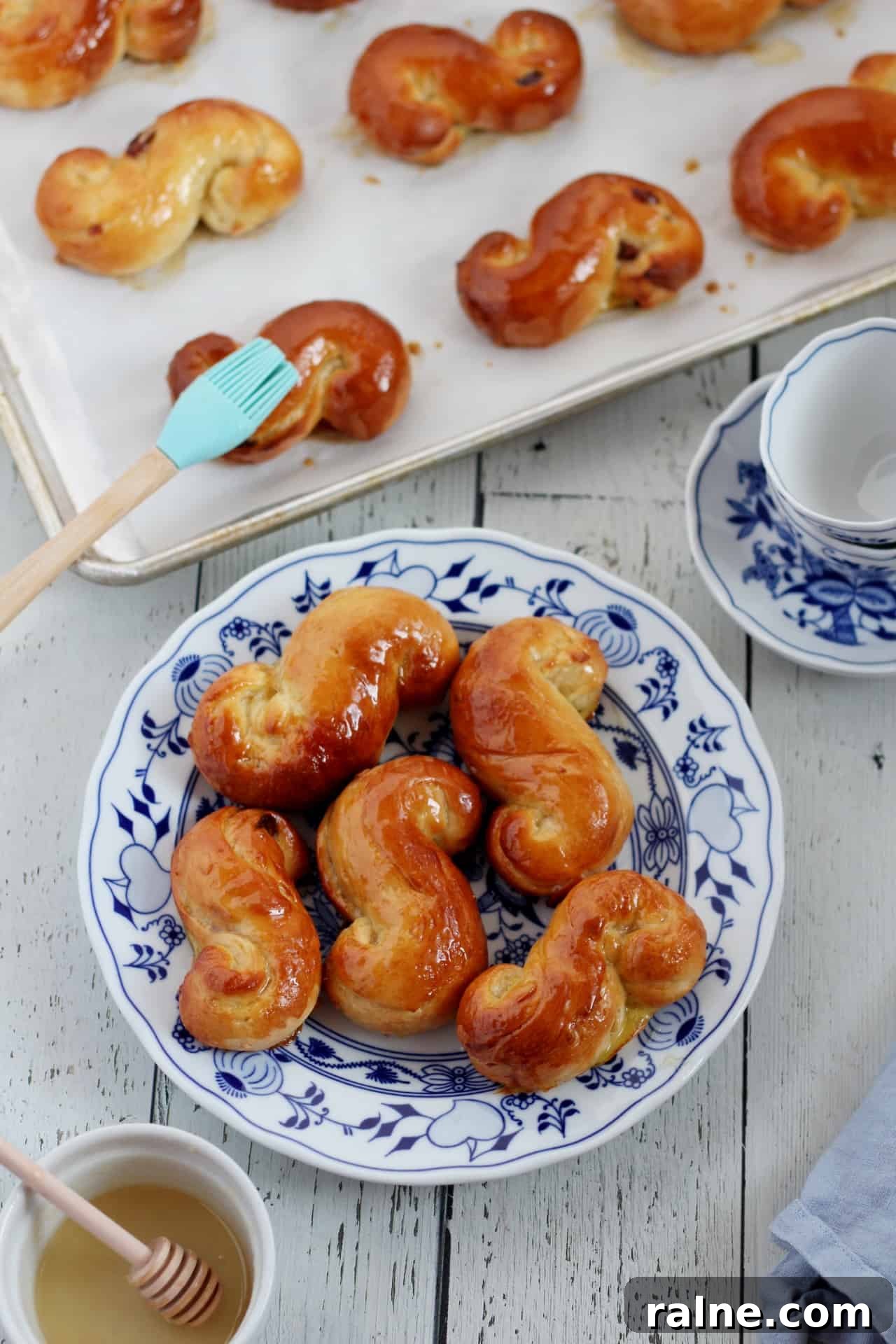 Easter Sweet Brioche Buns (Judas Ropes) 13 sweet pastry on traditional Czech plate