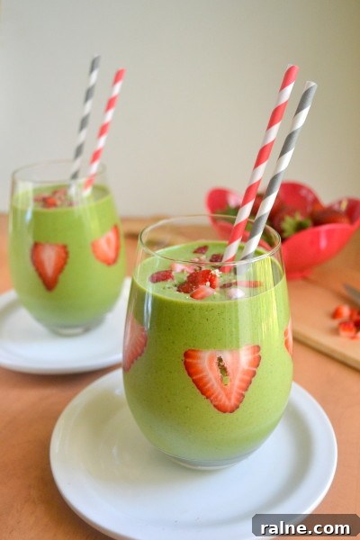 Strawberry Green Smoothie Strawberry Green Smoothie Image
